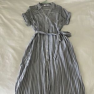 Carly Jean Los Angeles Dress